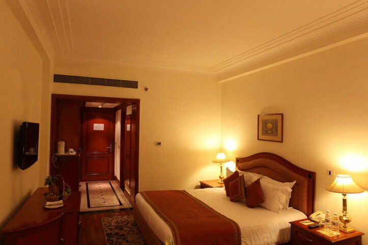 The Bristol Hotel Gurgáon Kültér fotó